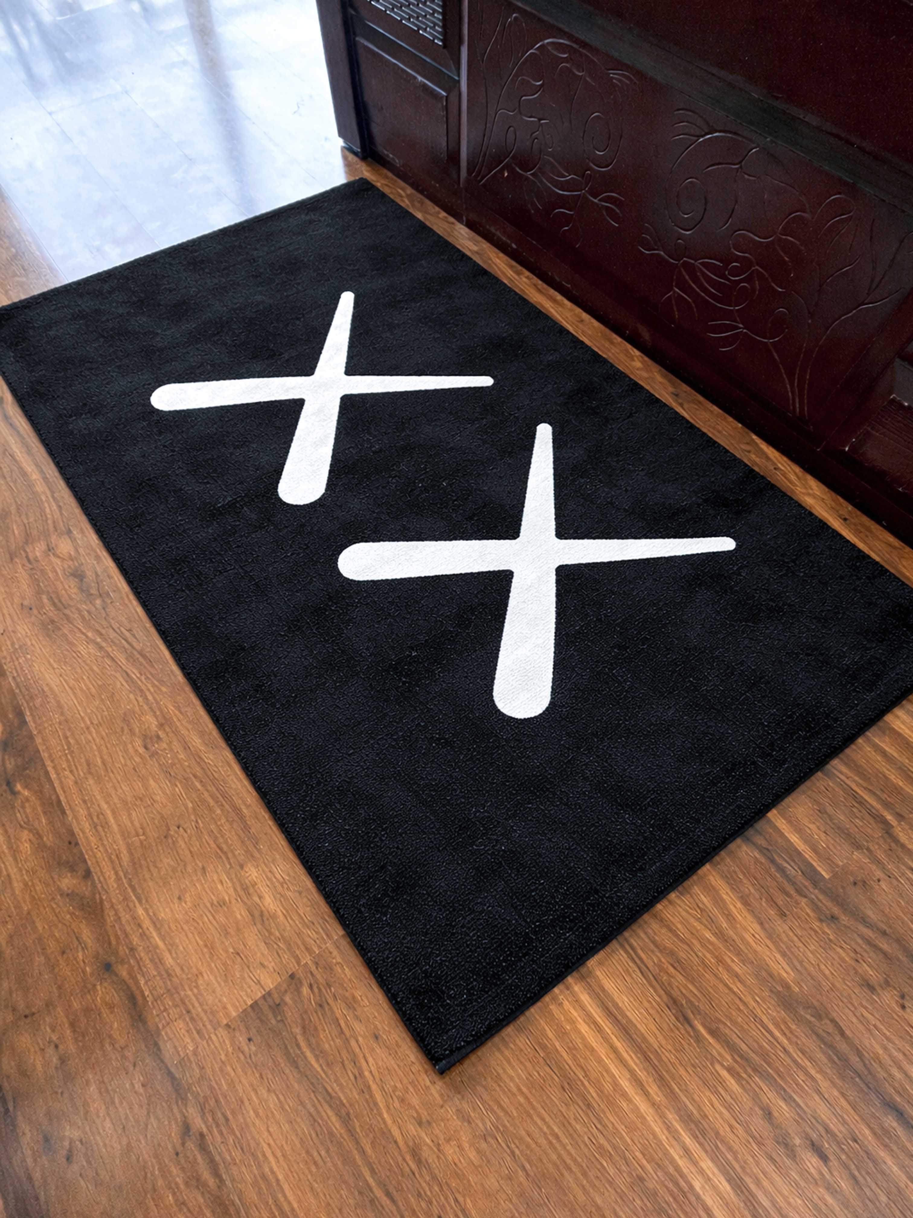 X & X Machine Made Rug