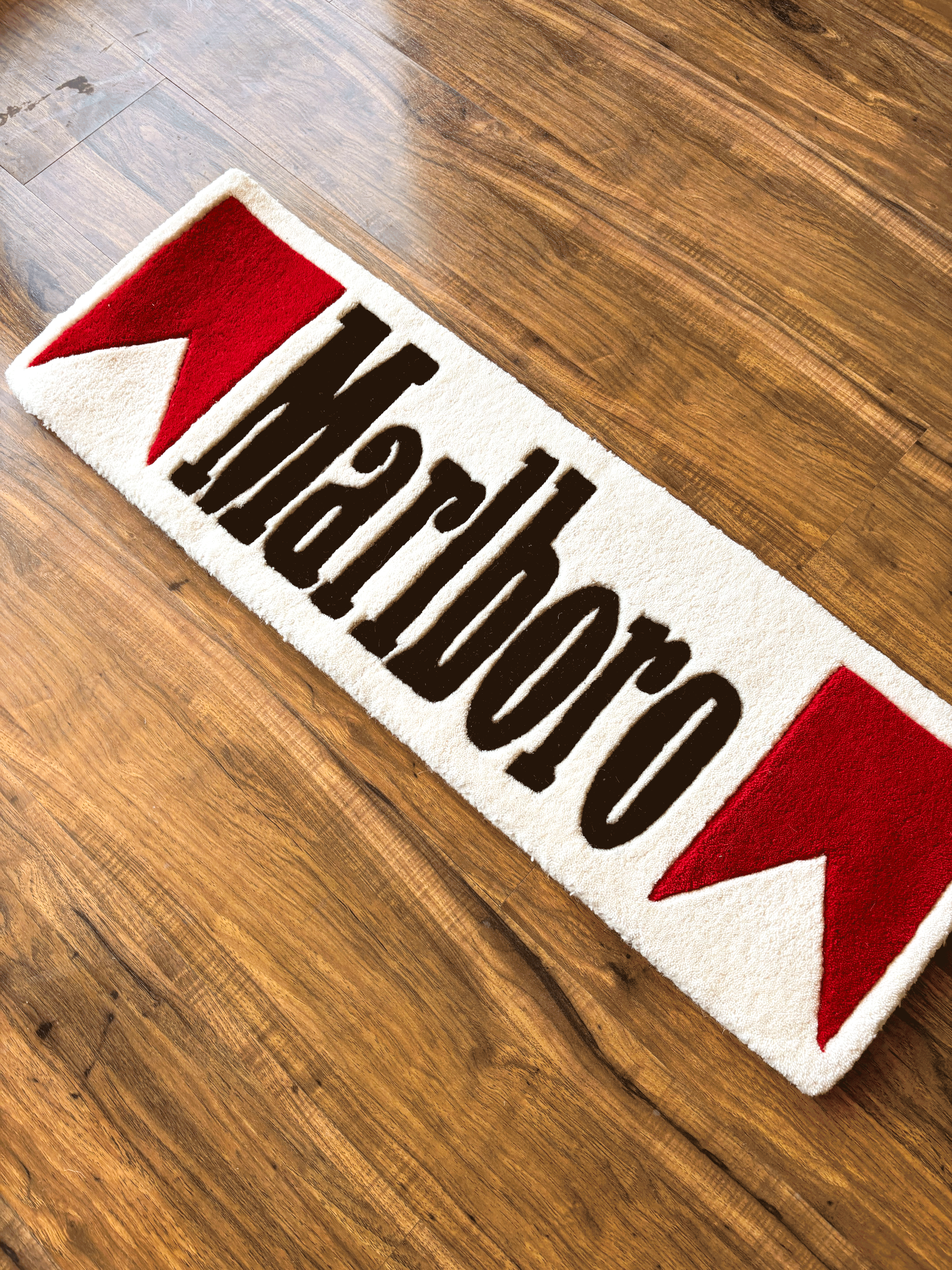 Marlboro logo Hand-Tufted Rug