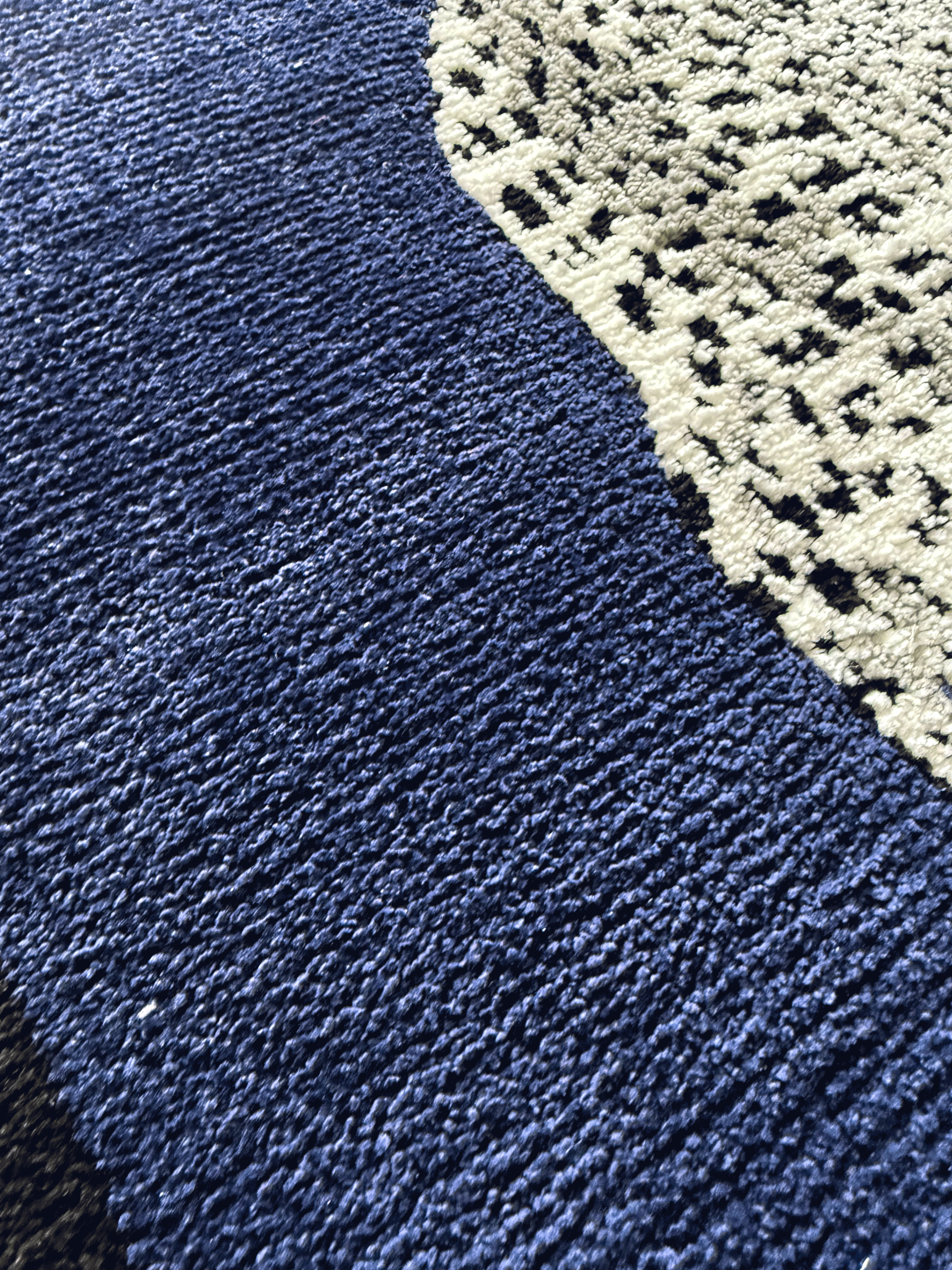 Royal White cheetah Machine Made Rug