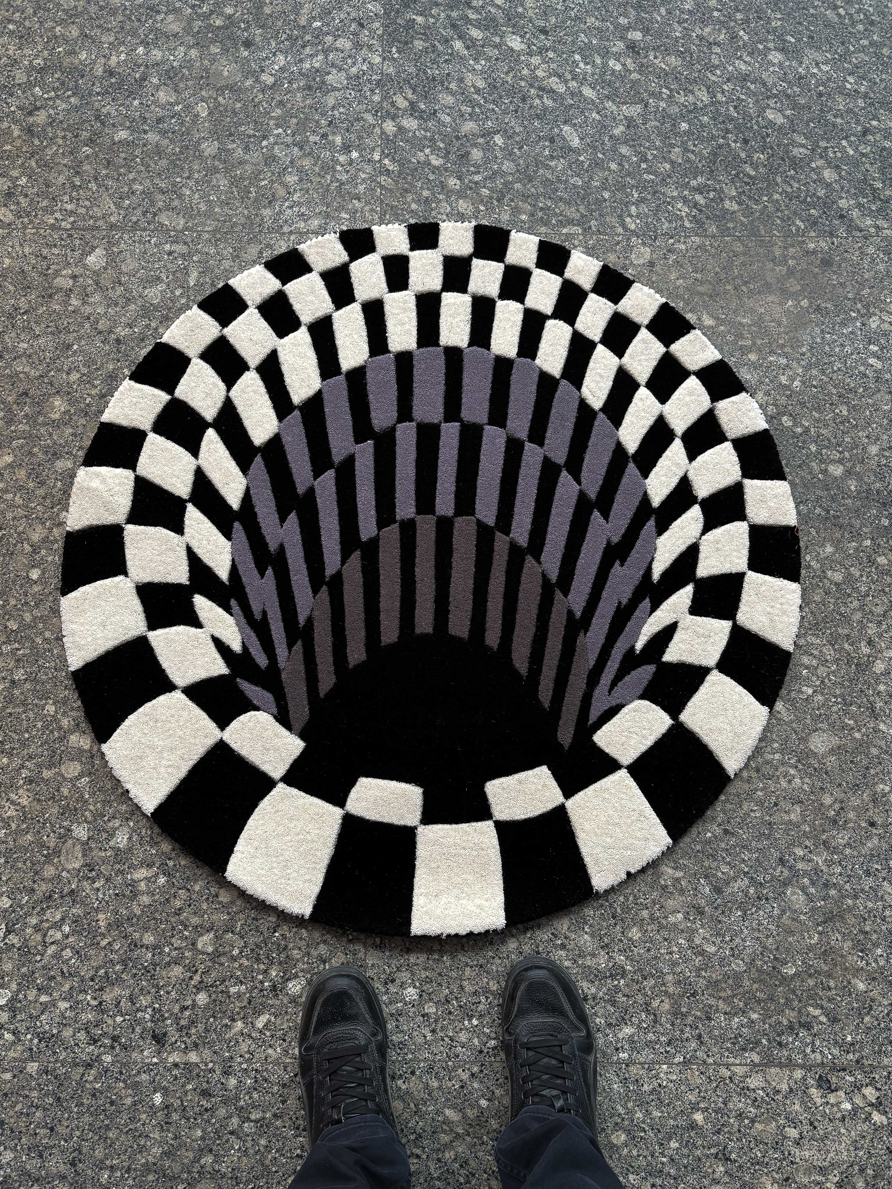 Black Hole Tufted Rug