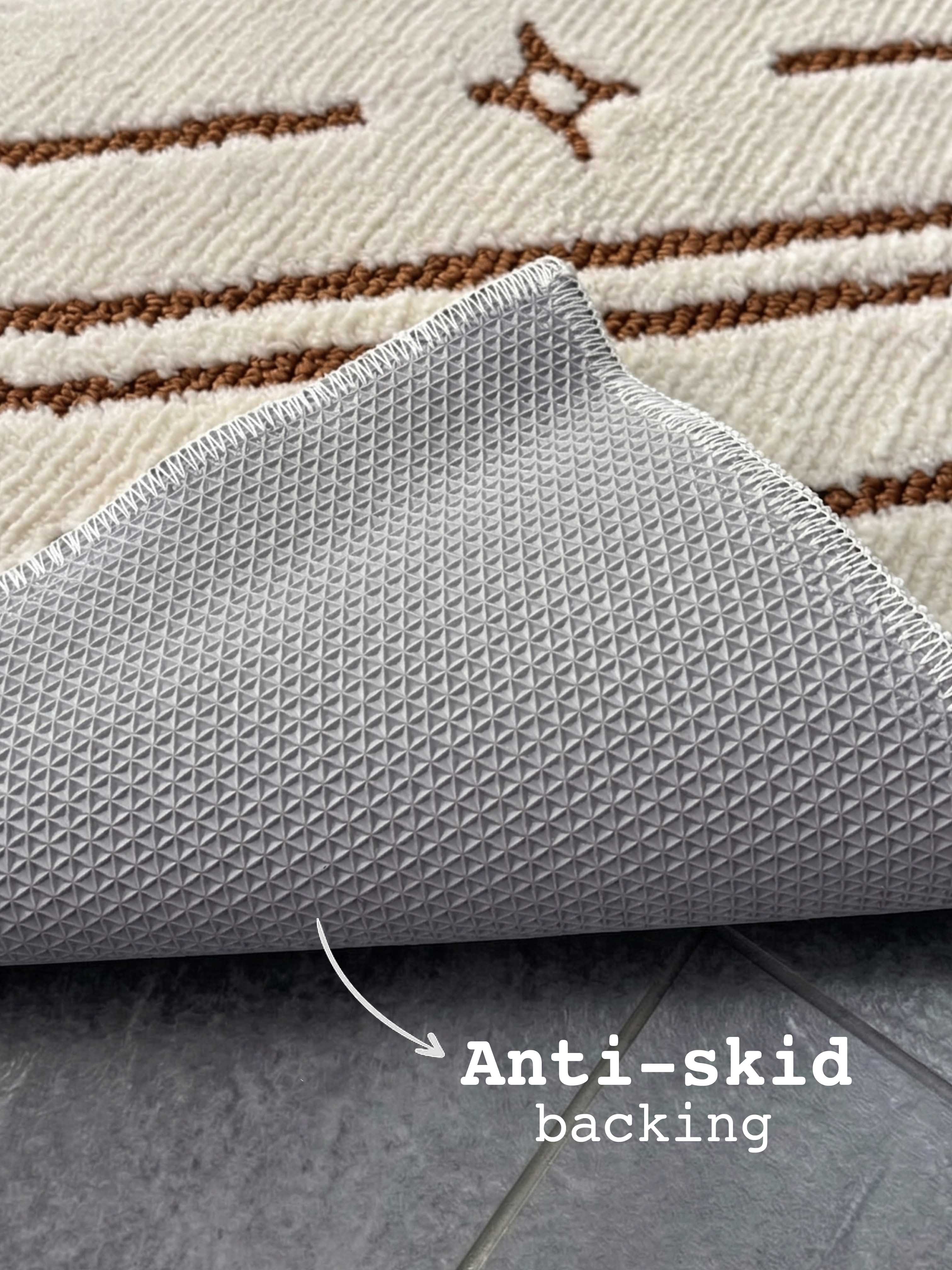 White luxury Bath Mat