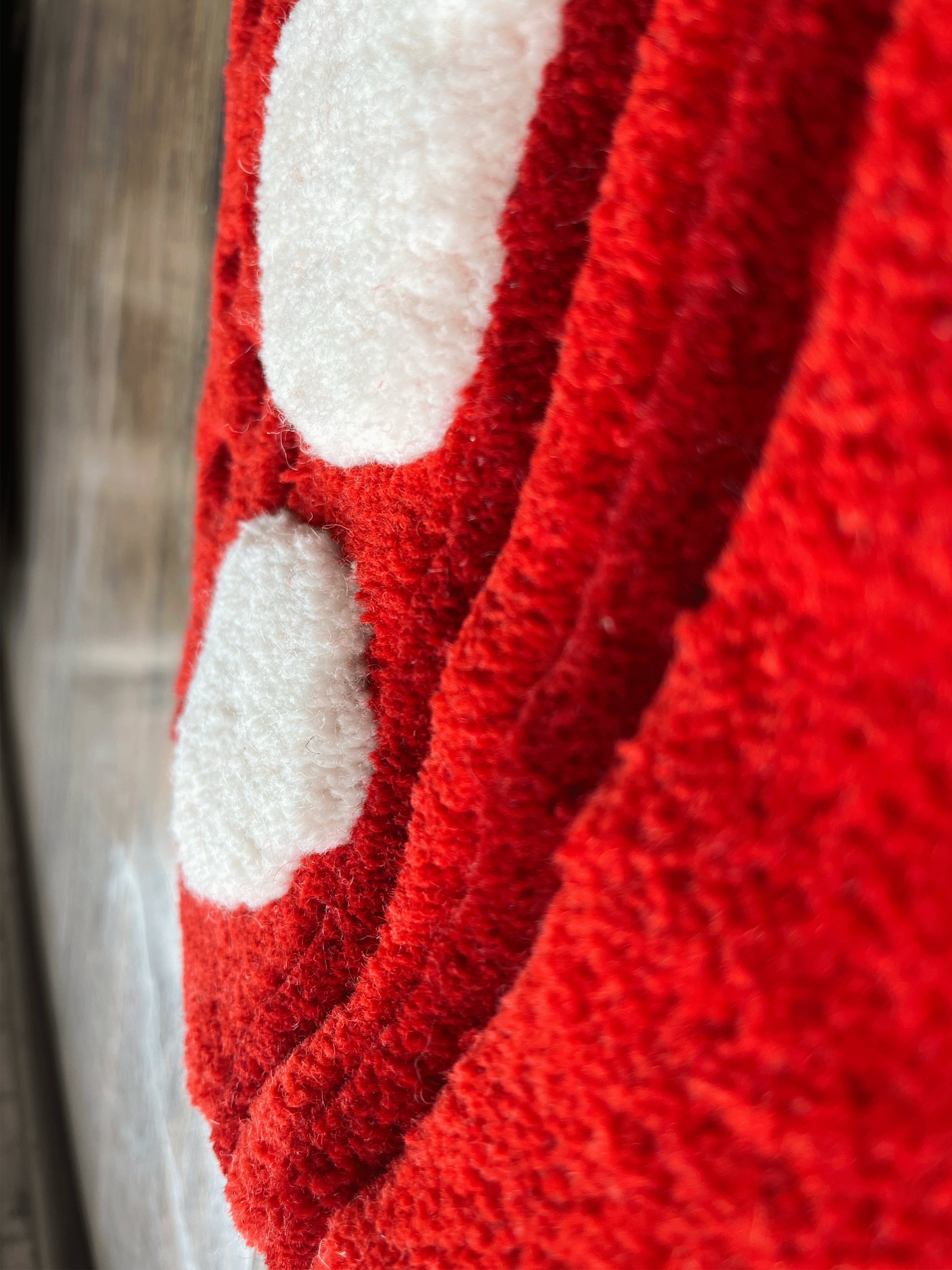 Red High Low sneaker Rug