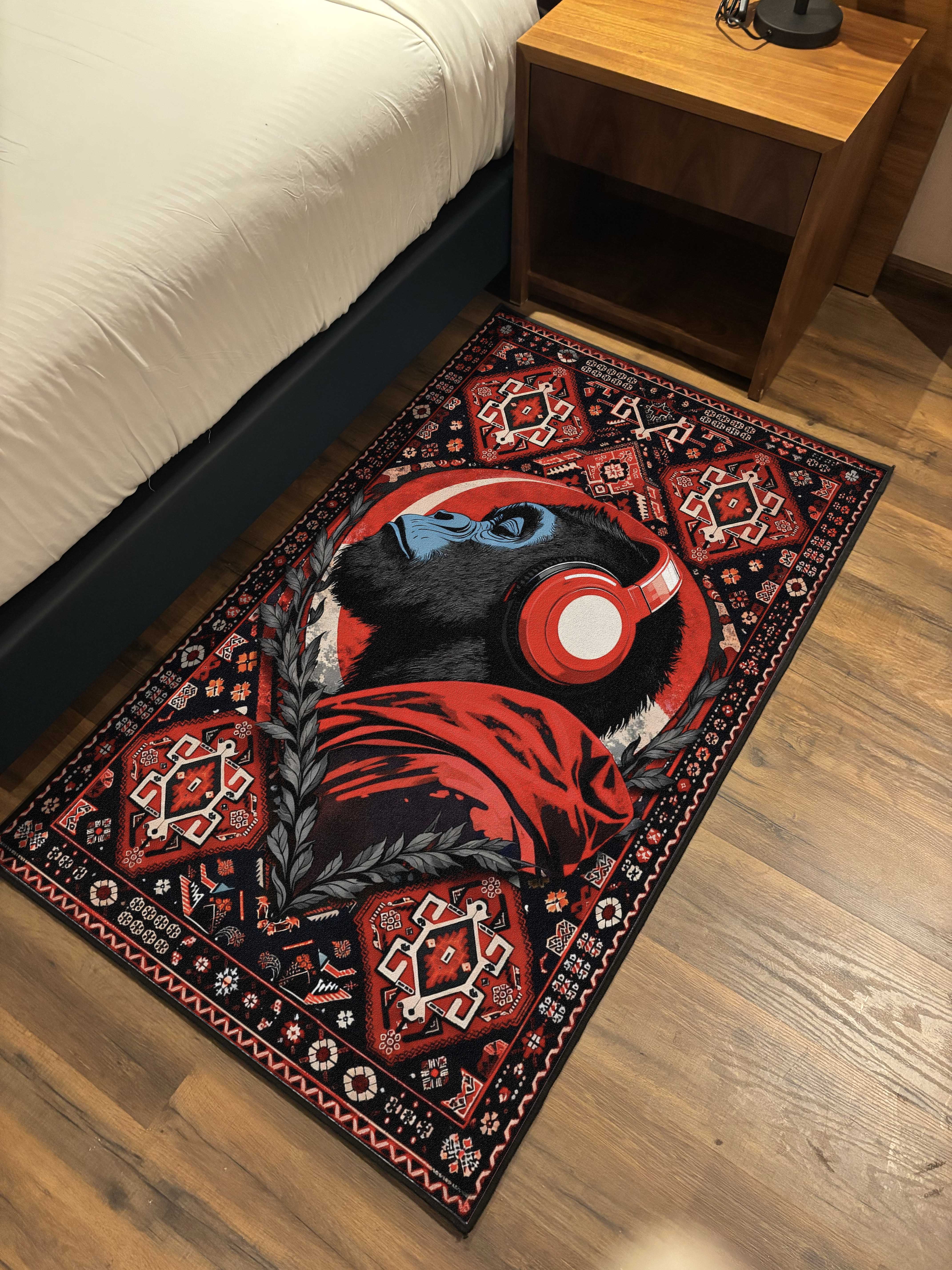 Red chimpanzee Traditional Washable Rug