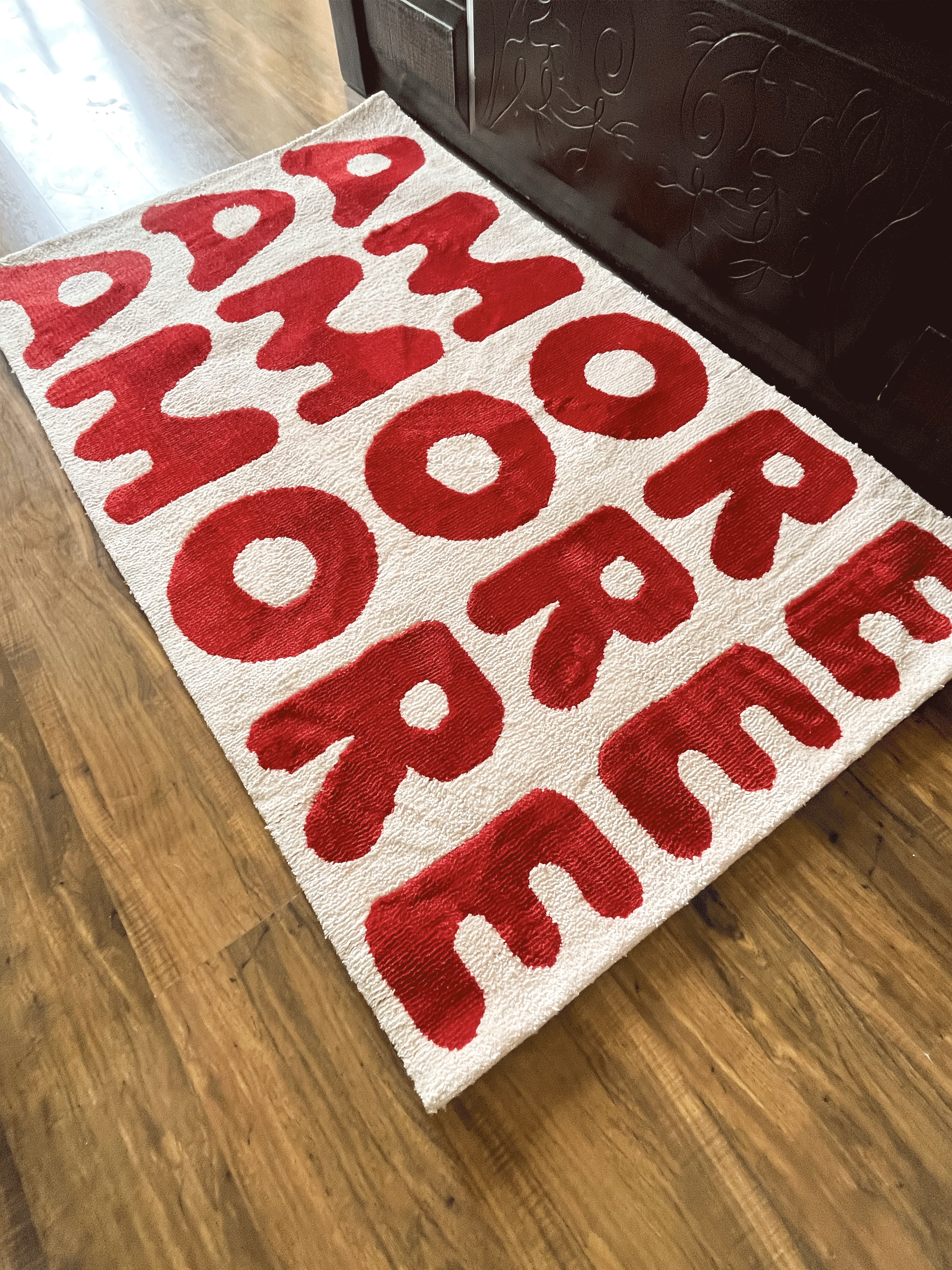 Amore Machine Tufted Rug