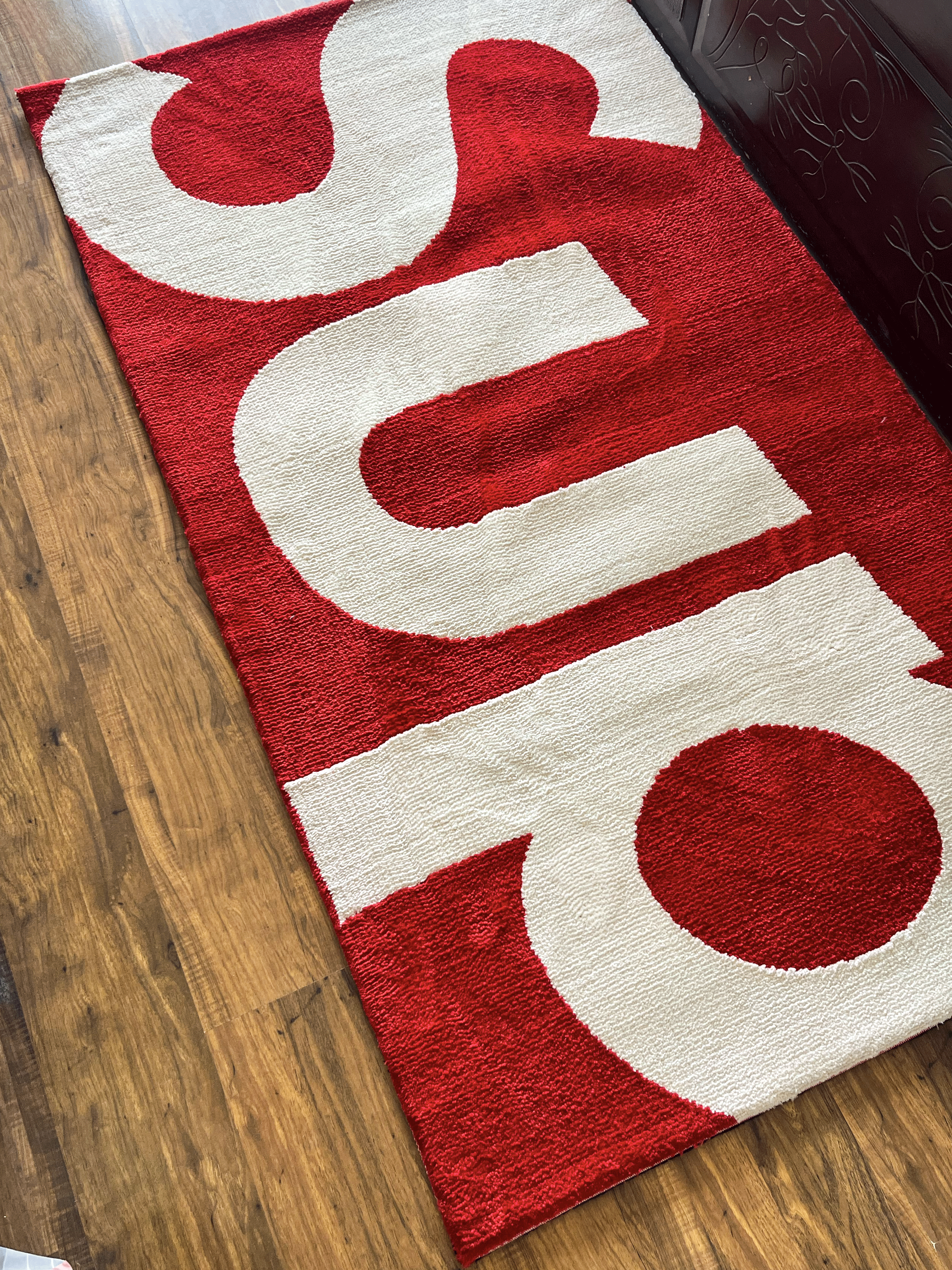 Sup Machine Made Rug