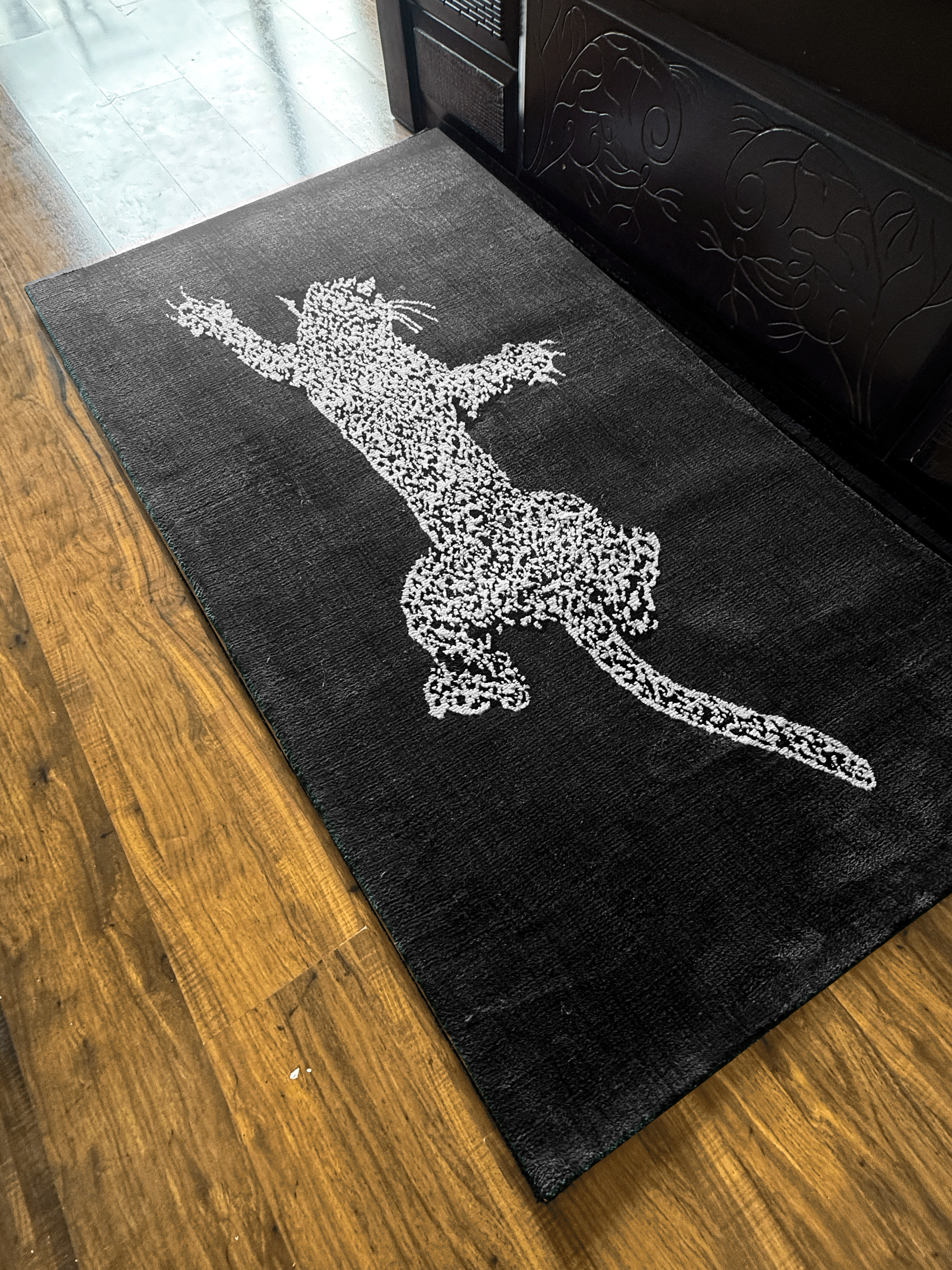 Tiger Machine Made Rug
