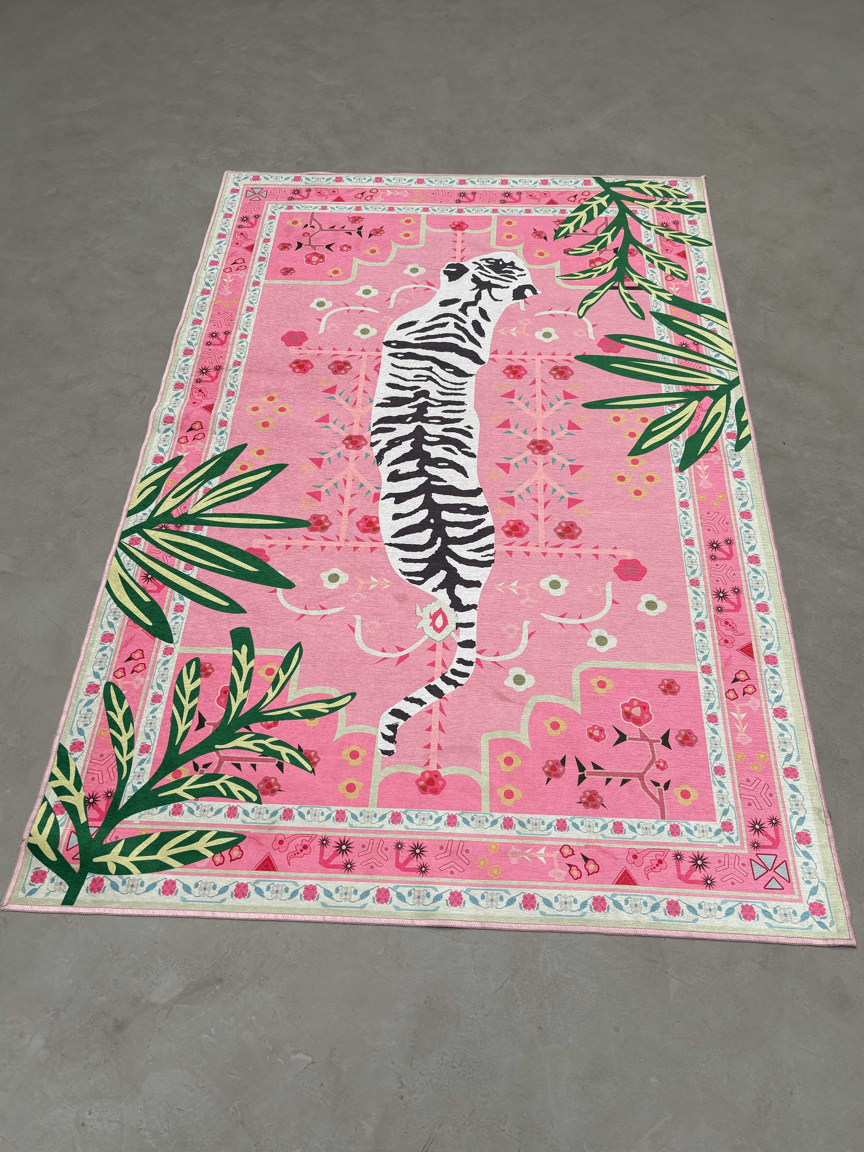 Pink tiger jungle design Washable Rug