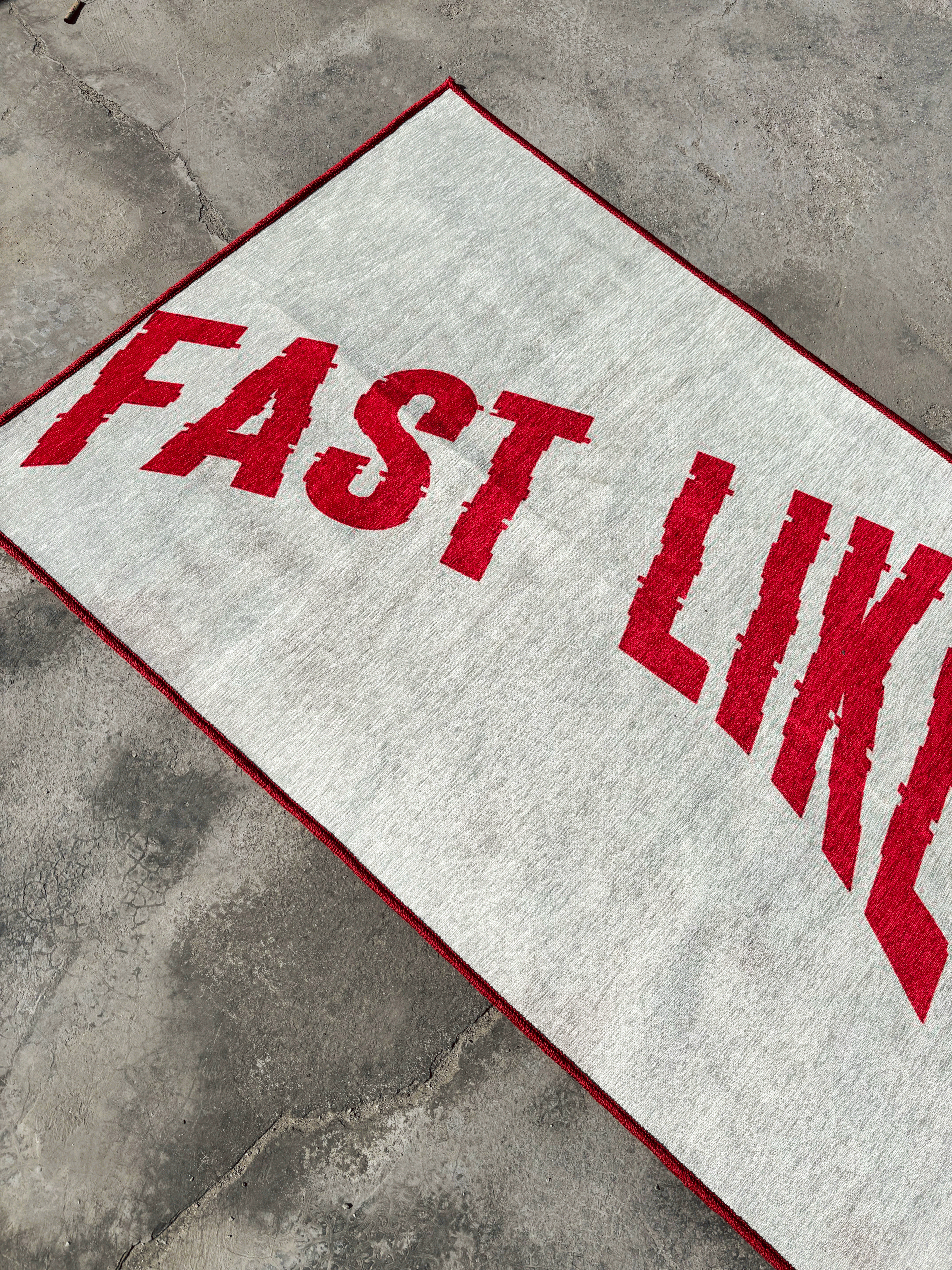 Fast as a F1 Printed washable Rug