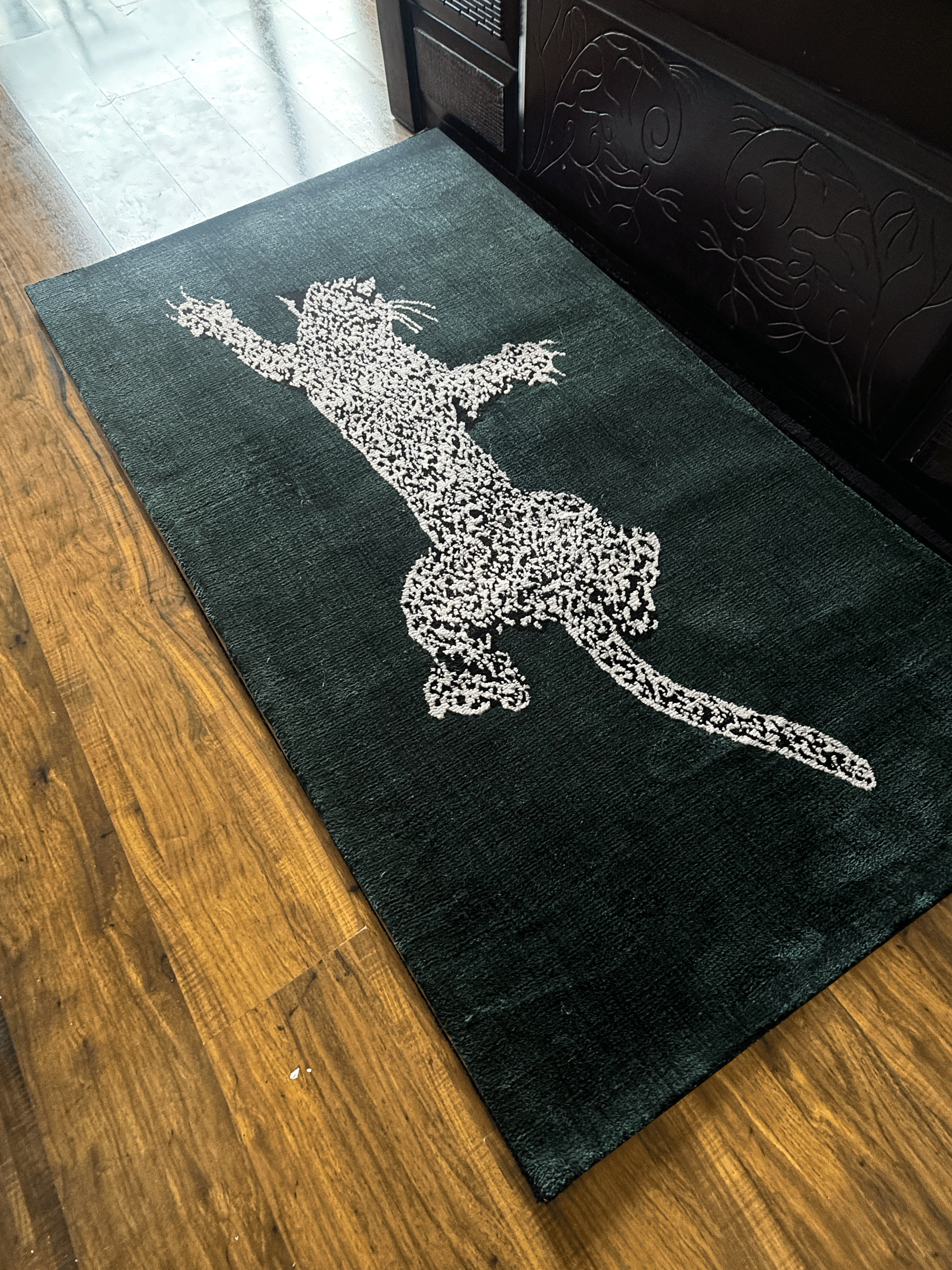 Tiger Machine Made Rug